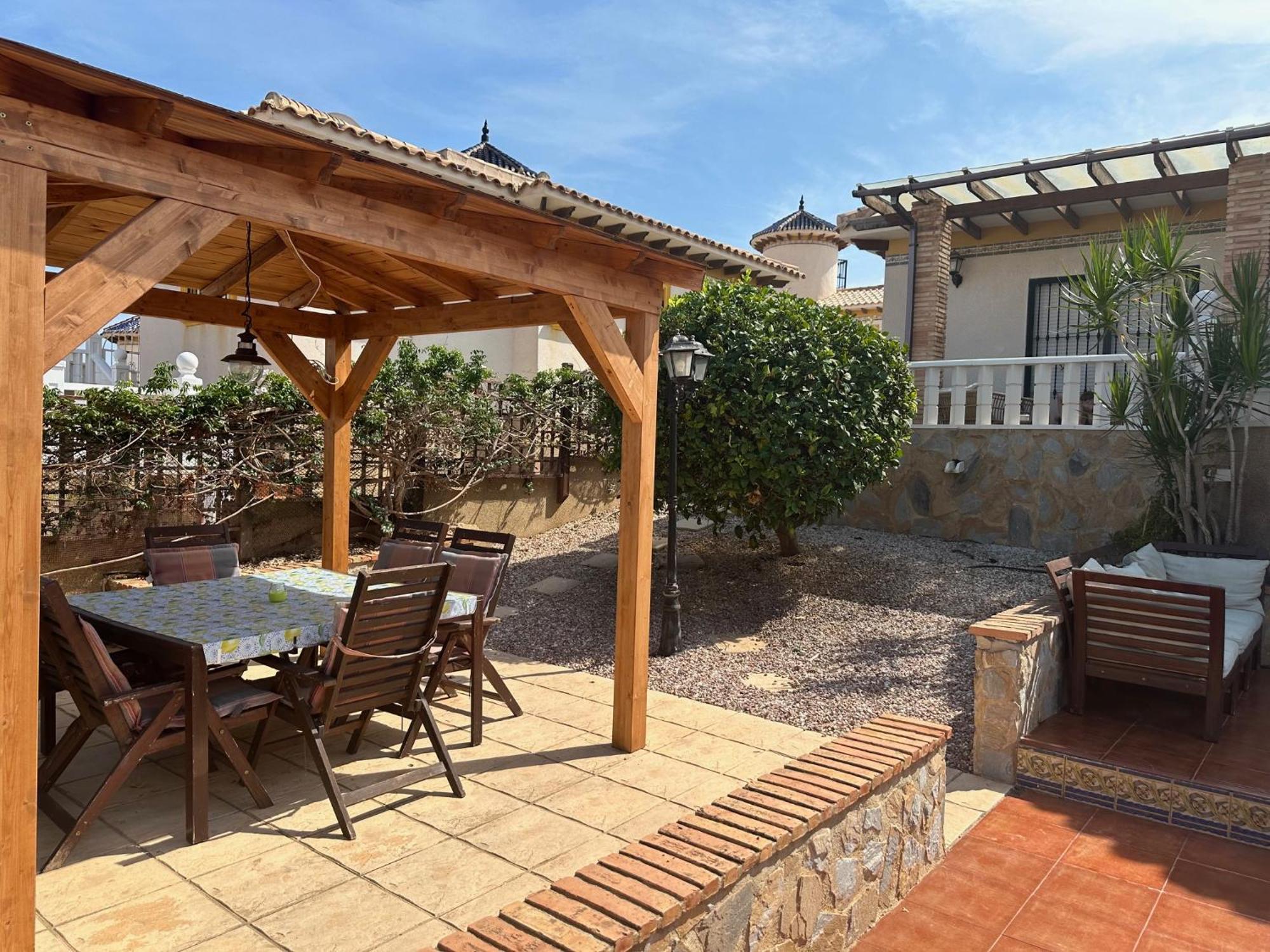 Casa Lilly-Rose, A Beautiful 3 Bedroom Detached Villa A Short Walk To The Villamartin Plaza & Golf Course Exterior photo